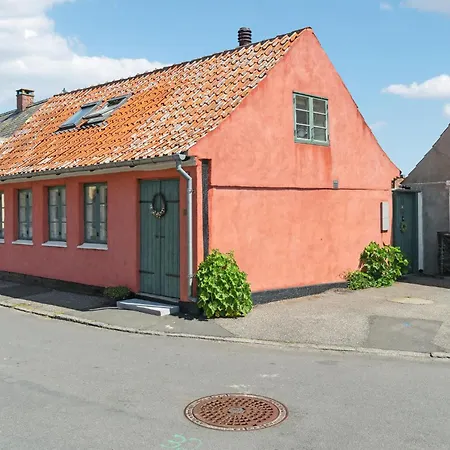 Holiday home In With Kitchen *